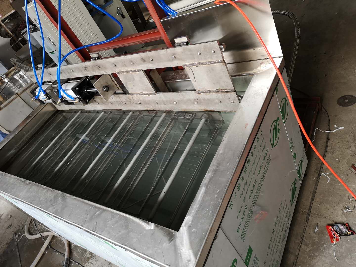 超聲波清洗機(jī)制造商行業(yè)有什么優(yōu)勢？