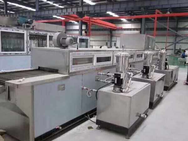 超聲清洗機廠家分析與超聲波清洗與傳統(tǒng)清洗有什么不同？(圖1)