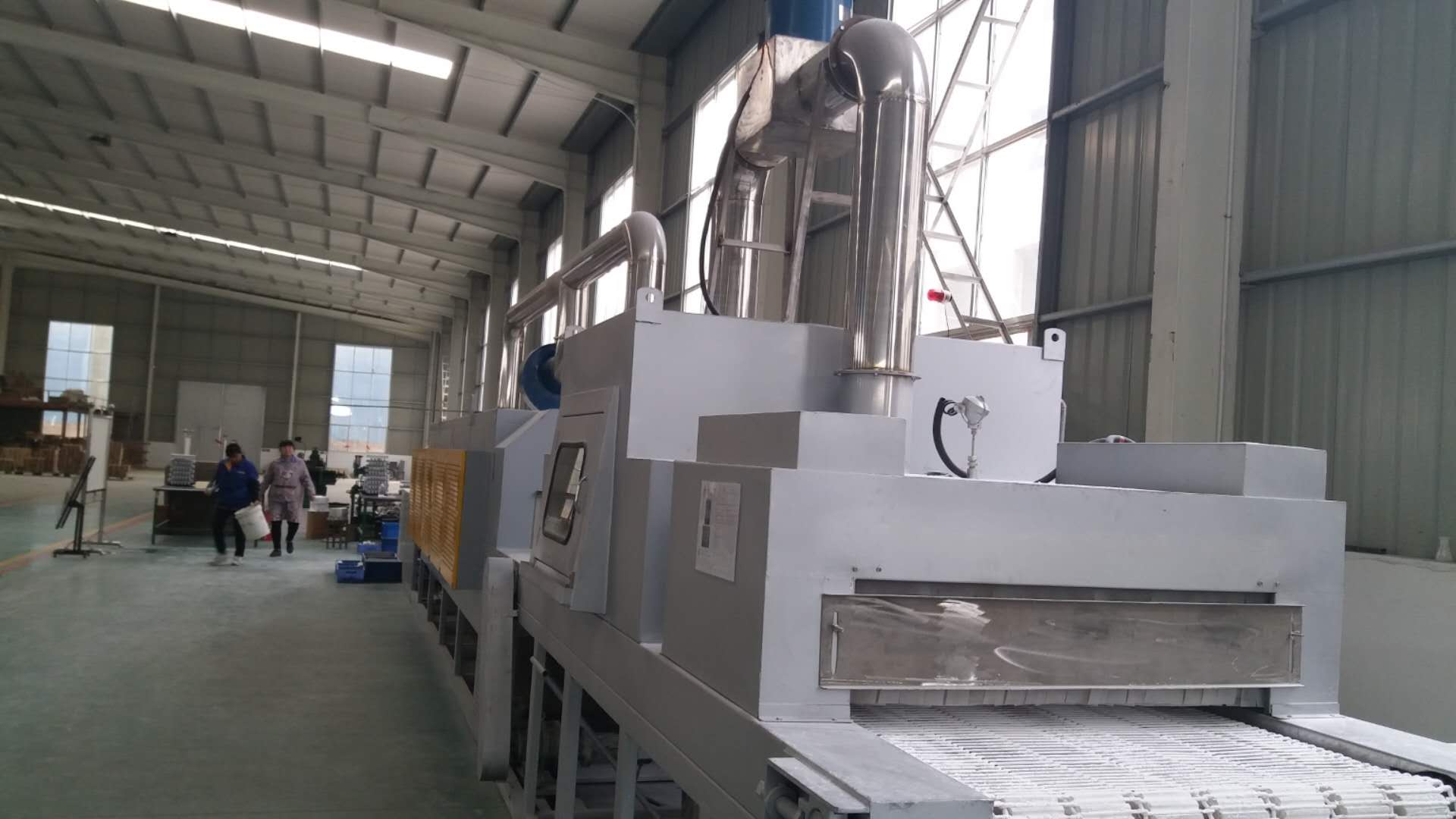 電解除油超聲波清洗機如何達(dá)成效果？