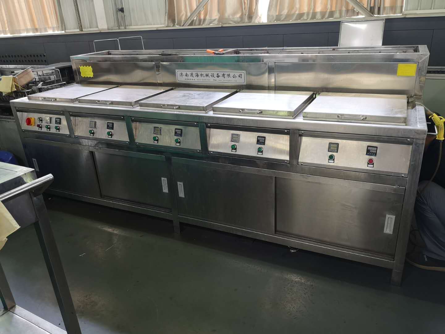 為延長家用超聲波清洗機的使用周期應(yīng)該怎么做(圖1) 為延長家用超聲波清洗機的使用周期應(yīng)該怎么做(圖1)